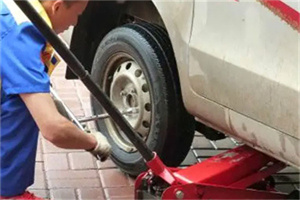 张家界附近拖车24小时服务热线电话