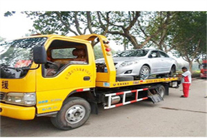 张家界附近24小时汽车拖车服务热线